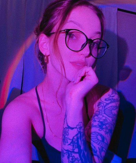 Eralia nudes star photo