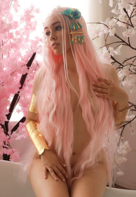 Hailie Rosie model hd image