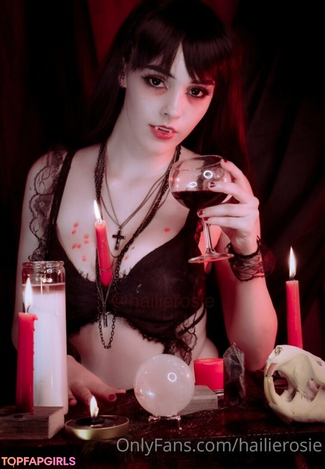 Hailie Rosie xxx actress photo