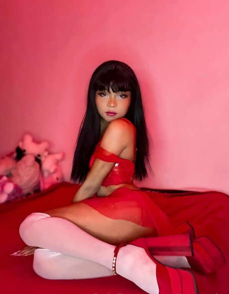 dieusnake nude pornstar picture