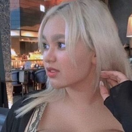 Karina__1 art pornstar archive