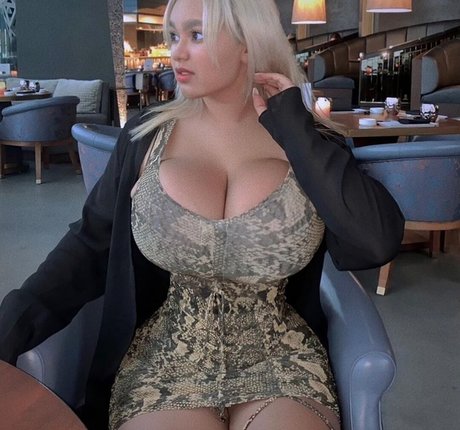 Karina__1 porn actress pic