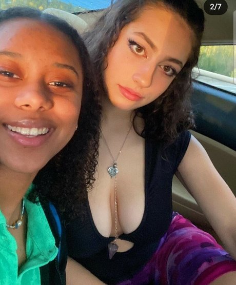 Bella Ossi sex pornstar archive