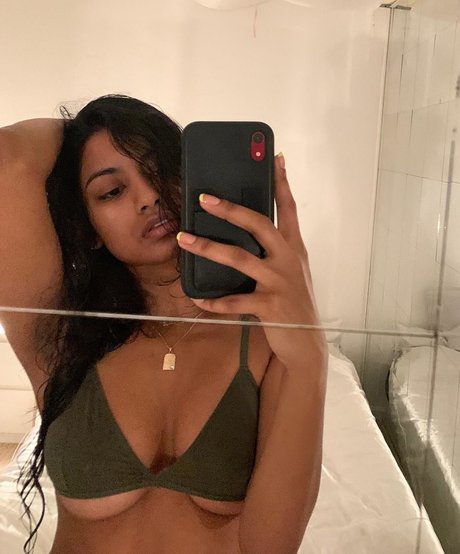 ebony cumshot onlyfans top galleries