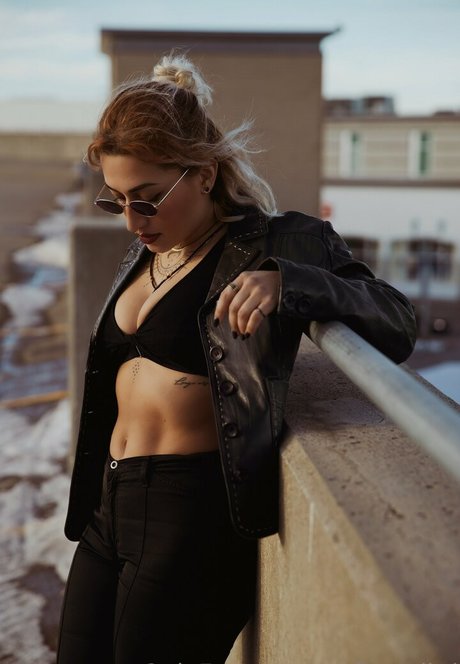 muslim onlyfans hot pic