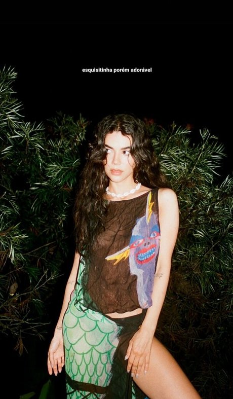 Manu Gavassi sex star galleries