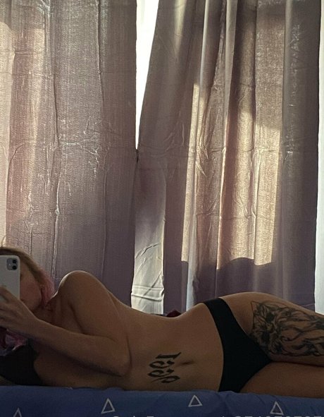 verydeepocean art actress photo