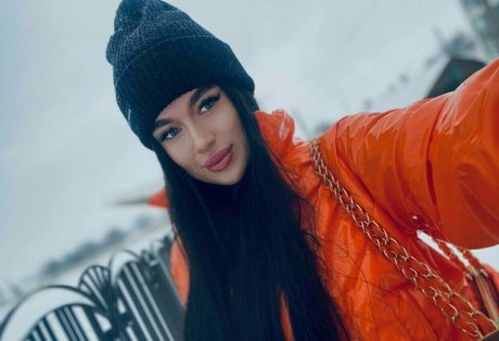 girlfriend experience onlyfans free naked images