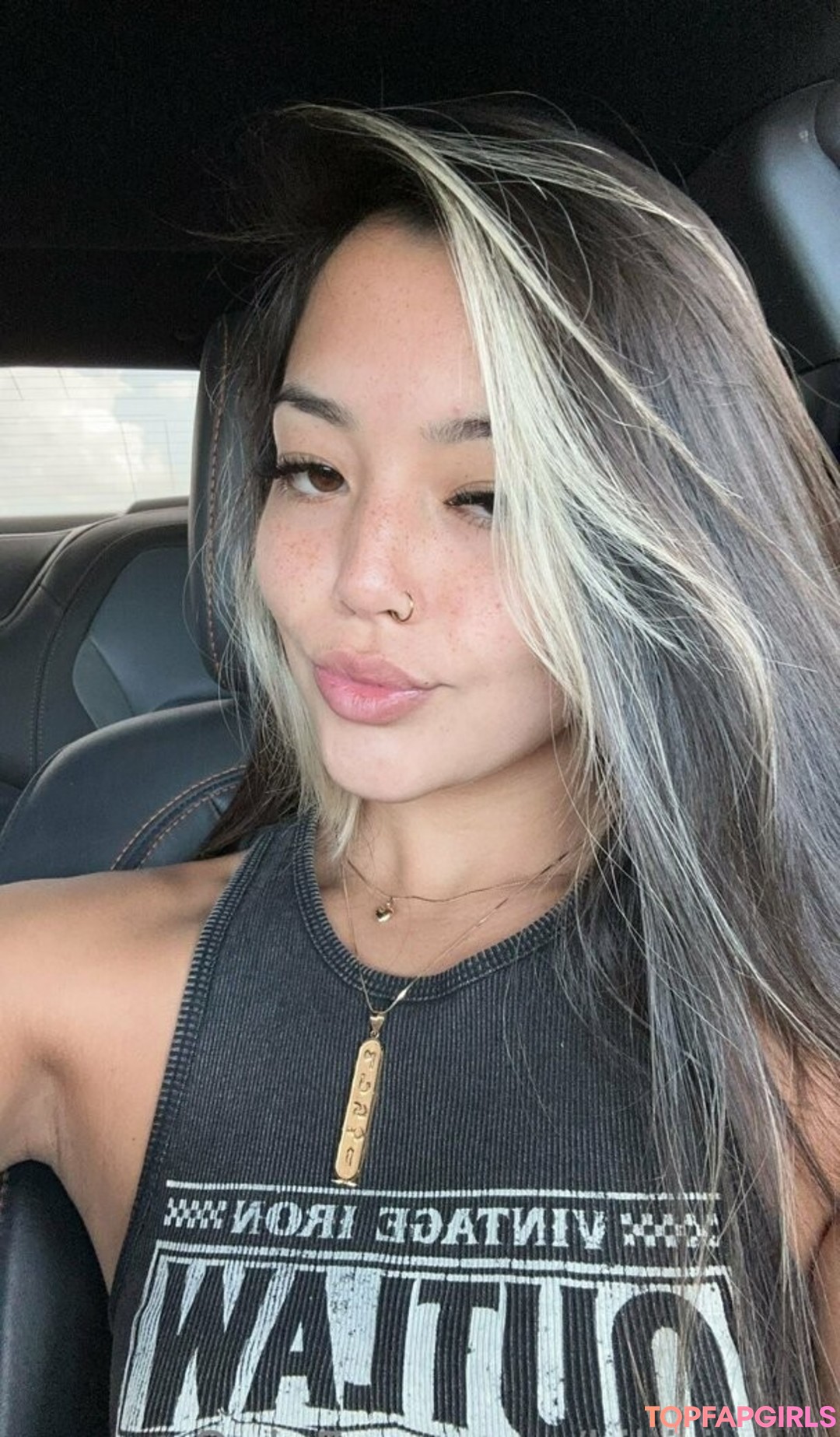 kikirivers pornstar perfect pics
