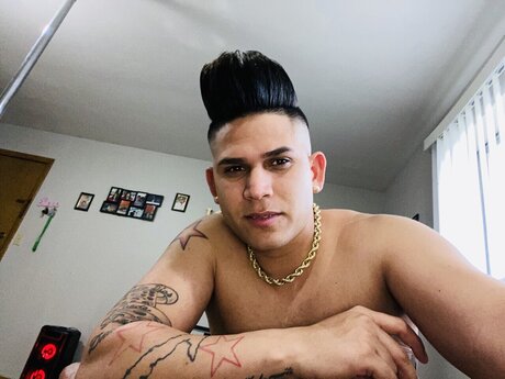 Mark13 naked actress gallery