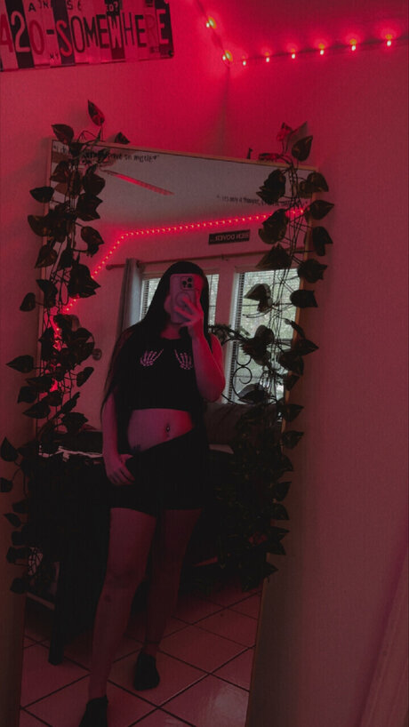 ThatOneGirl_ pornographic model pic