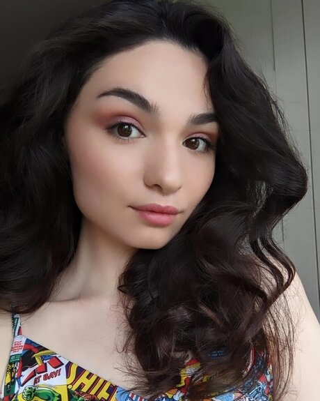 Elmira VIP PAGE hot actress photos