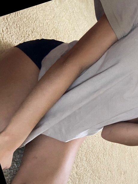 Melli pornstar sexy photos