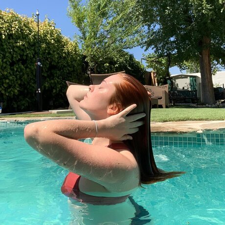 Ishtar pretty model img