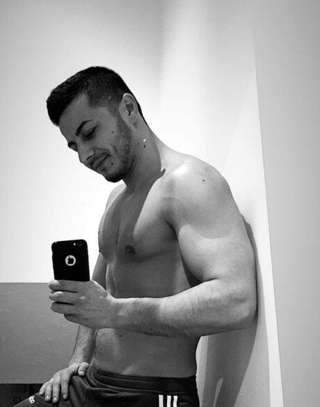 Marius adult star image