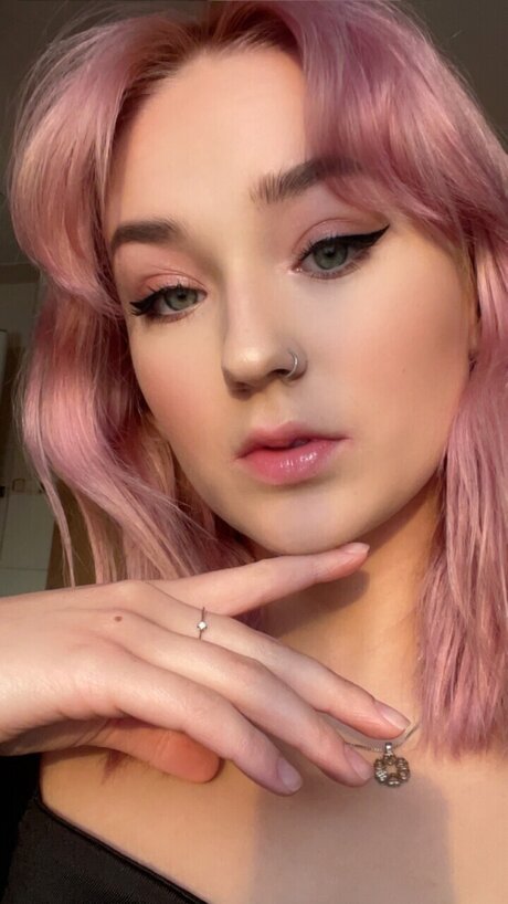 Jayhoe sexy star galleries