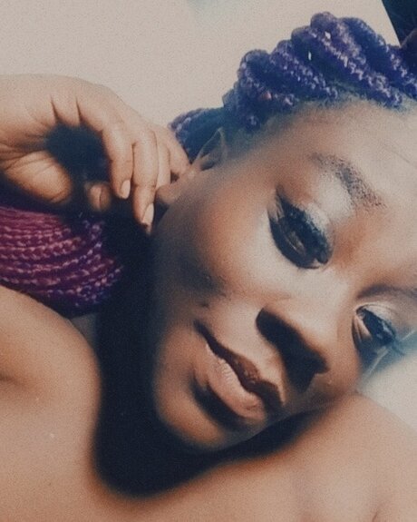 LovelyMe model exclusive image