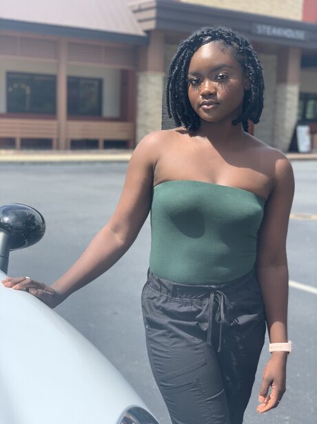 axnicola perfect actress picture