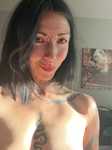 LittleMissMagik nudes pornstar pics