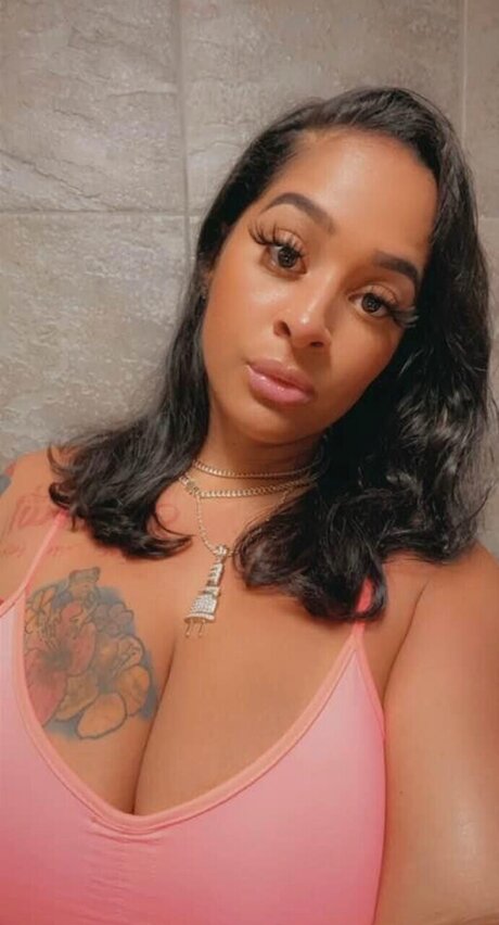 Miss Gucci perfect star photo