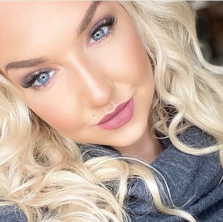 Kymberleay top profile image