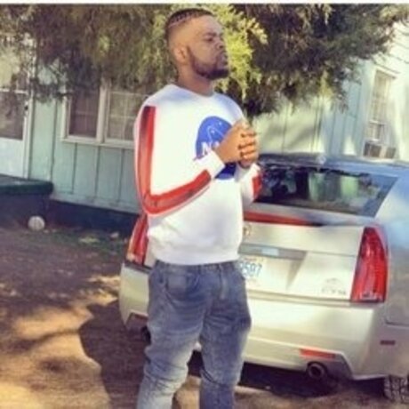 u20040974 model naked galleries