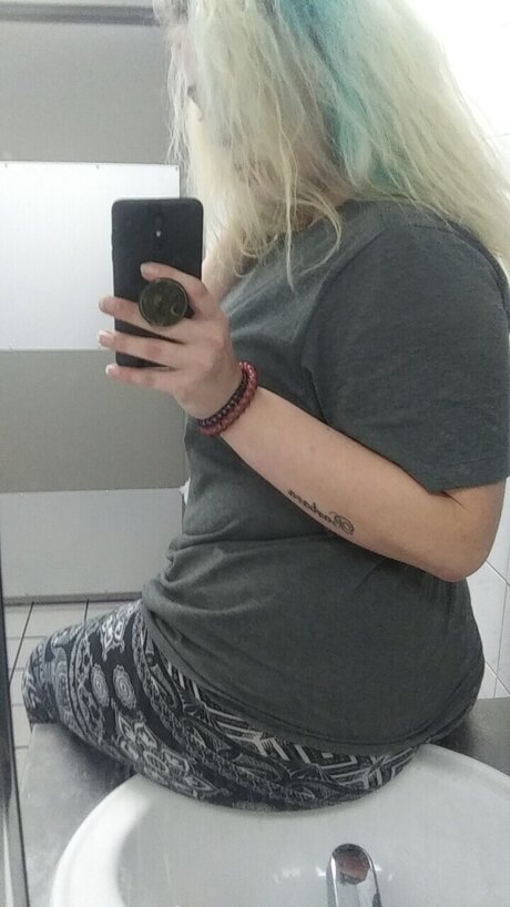 Charlie Bohannon actress img