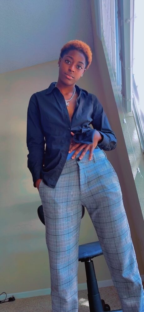 HtxKai beautiful actress gallery