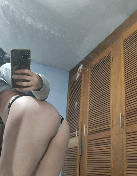 Nelly Mendez nude pornstar pictures