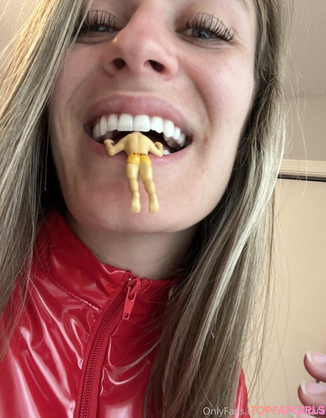 shemale onlyfans free nude pictures