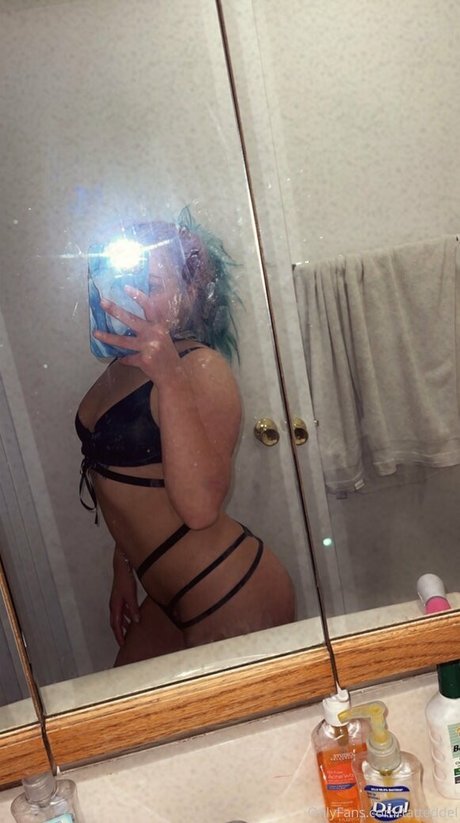 stepdaughter onlyfans nudes photo