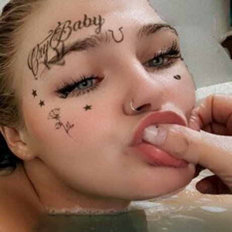 tatteddel pretty model images