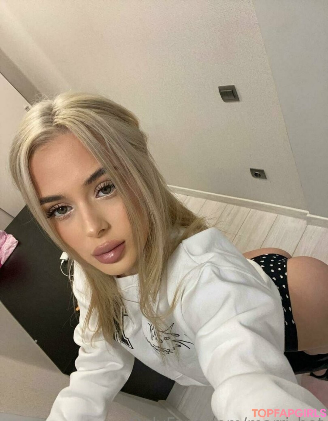 shemale gangbang onlyfans sexy xxx pics