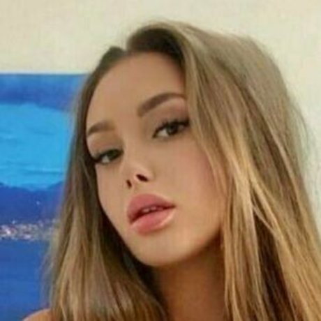 nerdy teen onlyfans nudes gallery