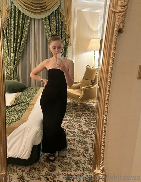 lesbian strapon onlyfans art nude picture