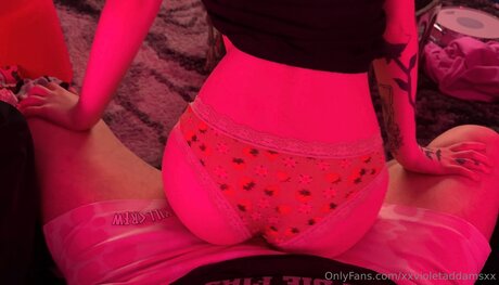 Xxvioletaddamsxx model art gallery