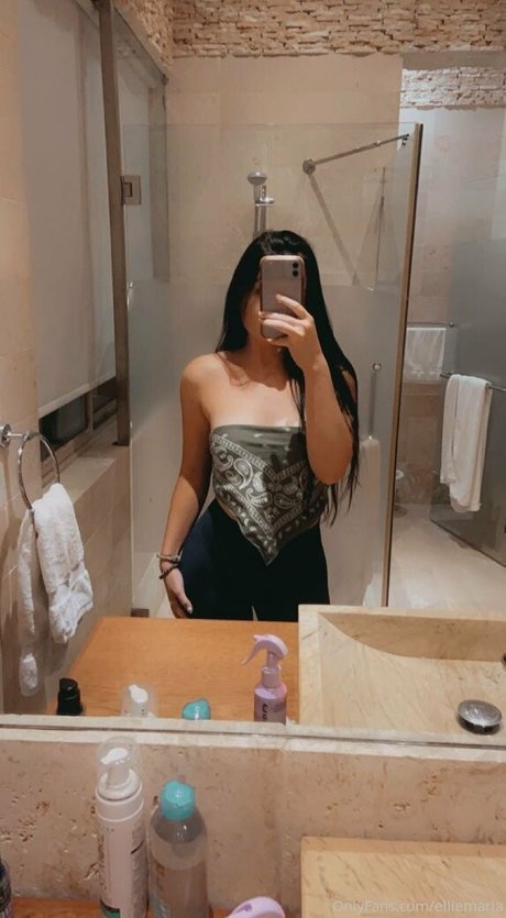 elliexlovely star hot pics