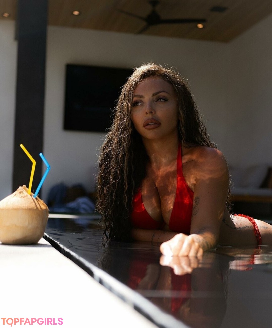 Jesy Nelson star beautiful picture