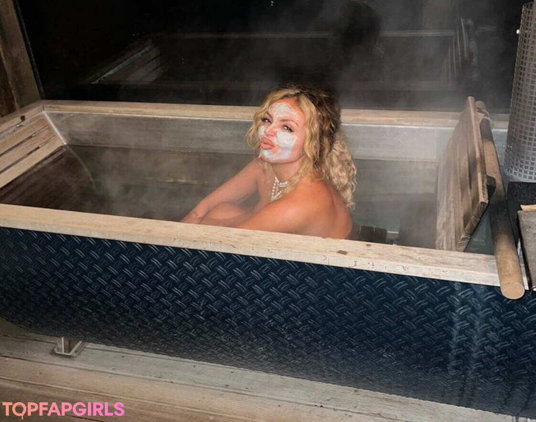 Jesy Nelson porn star picture