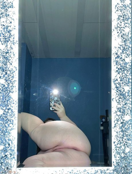 sassyholly star hot photos