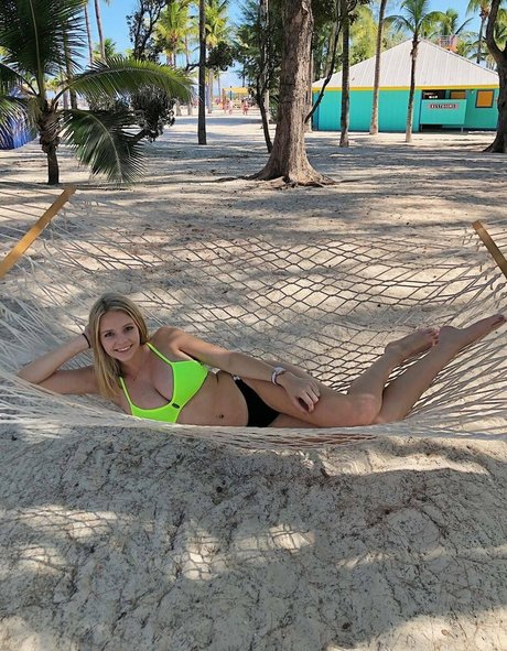 Lydia N top actress photos