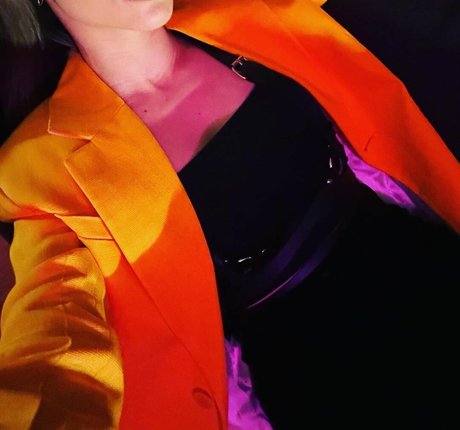 laure bv model xxx photos