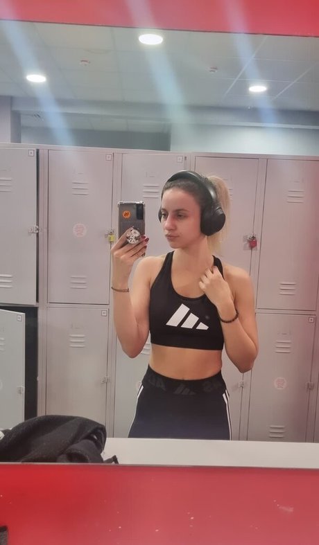 laure bv erotic star gallery