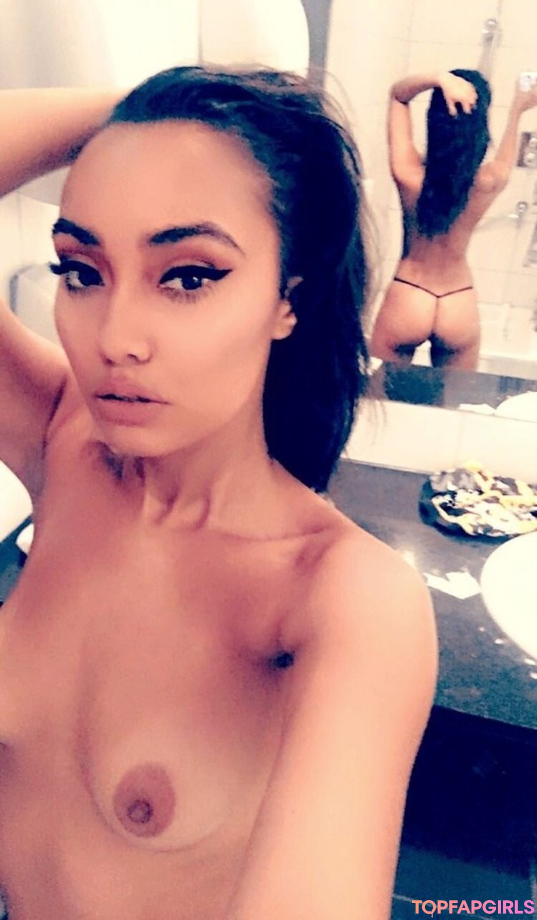 Leigh Anne Pinnock model hot photos