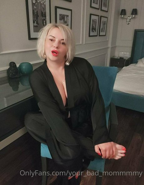 vip your bad mommmmy model best pics