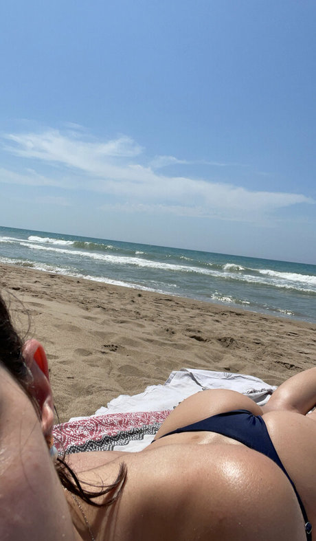 african onlyfans erotic image