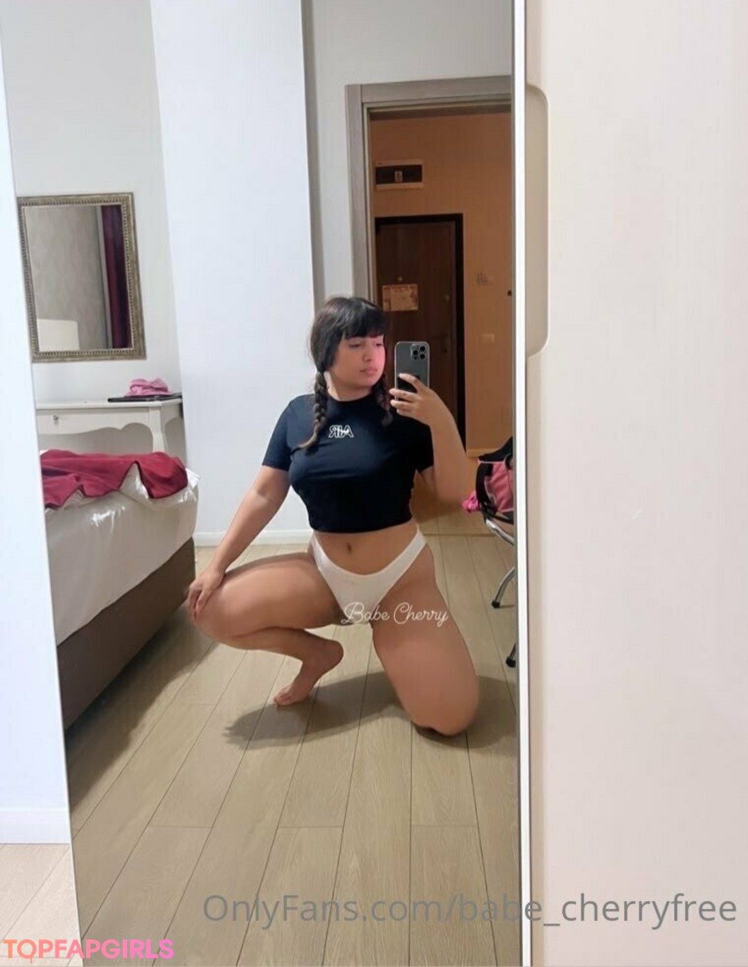 babe cherryfree free model pic