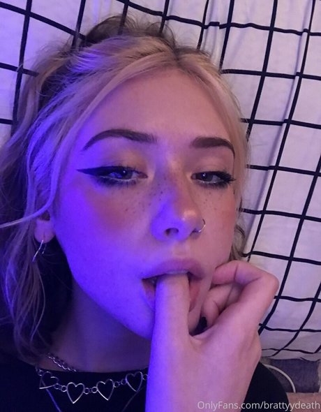 cammie model pretty pic