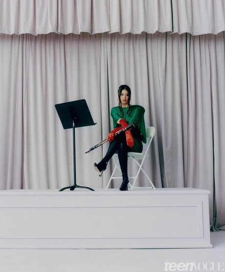 Amber Midthunder pornstar perfect photos