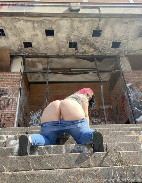 petite skinny onlyfans pornographic images